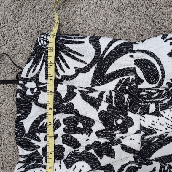 Tracy Reese New York Textured Black and White Floral Cocktail Dress size 0 - Picture 7 of 12